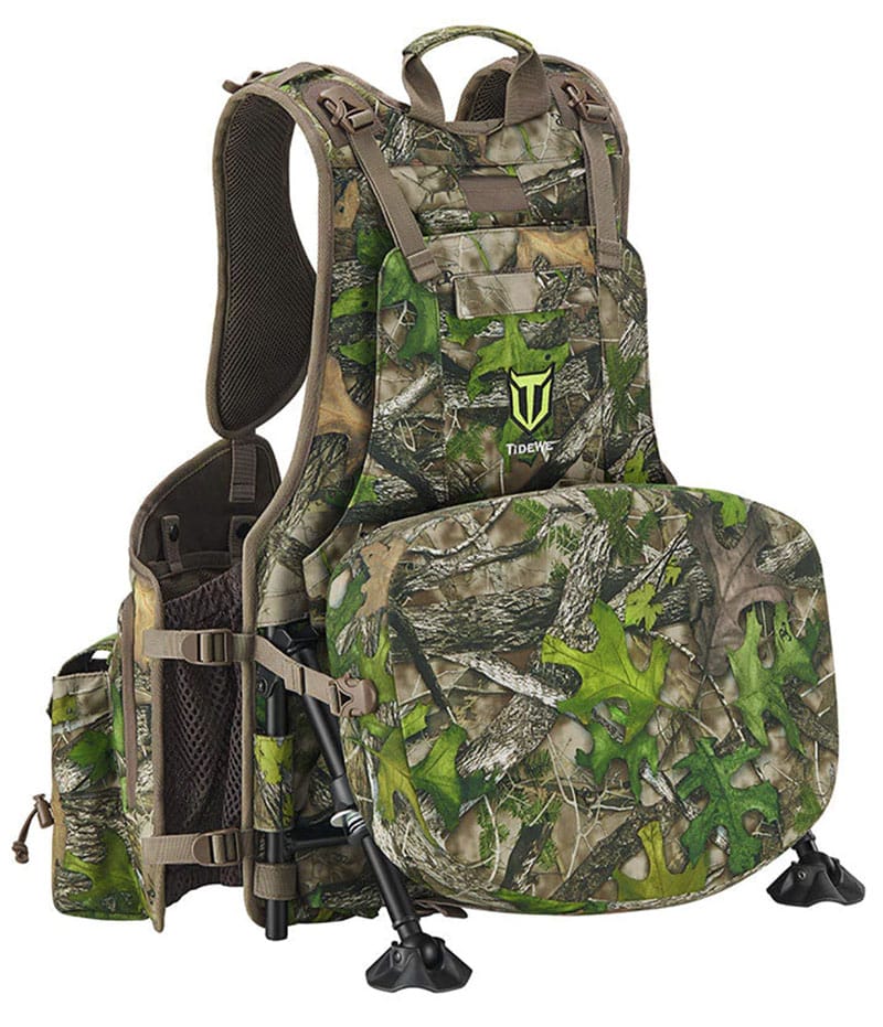 Photo of the TideWe turkey vest with kickstand.