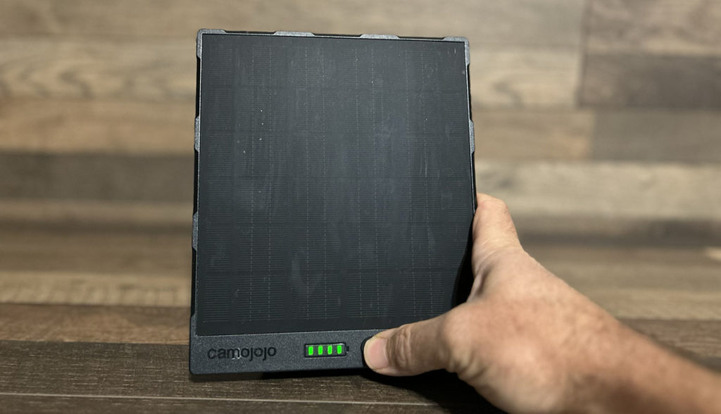 Product image of the Camojojo solar panel.